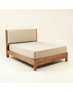 Leesburg Standard Bed (synthetic illustration; no displayed measurements)
