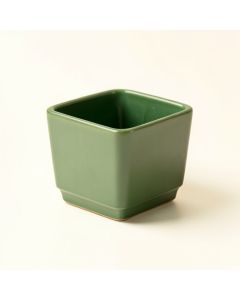 Linden Bridge Empty Planter - Green (synthetic illustration; no displayed measurements)