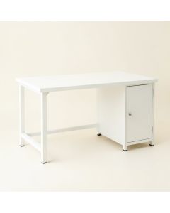 Briar Dell Empty Workshop Workbench - White (synthetic illustration; no displayed measurements)