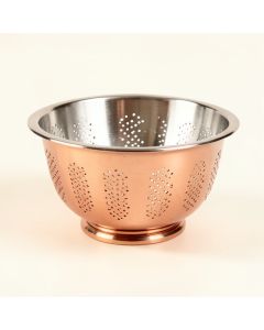 Vonshef Stainless Steel Colander (synthetic illustration; no displayed measurements)
