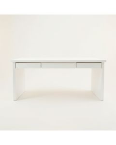 Dune Bridge Empty Workshop Workbench - White (synthetic illustration; no displayed measurements)