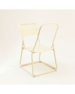 Ash Bluff Folding Outdoor Chair - Cream (synthetic illustration; no displayed measurements)