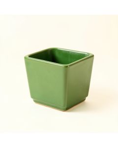 Aspen Bridge Empty Planter - Green (synthetic illustration; no displayed measurements)
