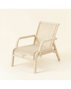 Oak Crossing Outdoor Lounge Chair - Ivory (synthetic illustration; no displayed measurements)