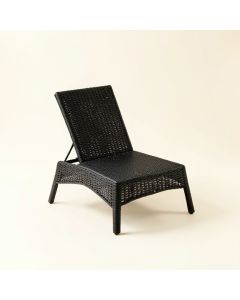 Field Bluff Outdoor Lounge Chair - Black (synthetic illustration; no displayed measurements)