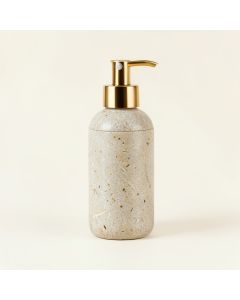 Gerace Pineapple Lotion Dispenser (synthetic illustration; no displayed measurements)