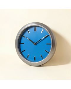 Giorno Wall Clock (synthetic illustration; no displayed measurements)