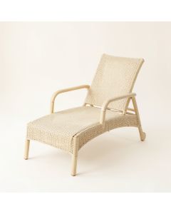 Alder Bluff Outdoor Lounge Chair - Cream (synthetic illustration; no displayed measurements)