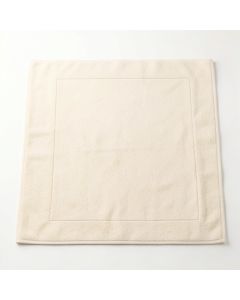 Holly Crest Bath Mat - Cream (synthetic illustration; no displayed measurements)