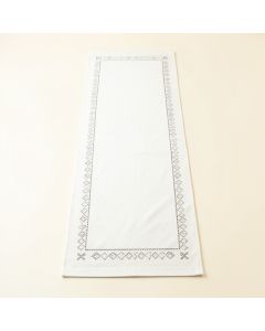 Shore Bluff Narrow Runner Rug - White (synthetic illustration; no displayed measurements)