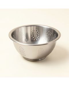 Ybm Home Stainless Steel Colander (synthetic illustration; no displayed measurements)