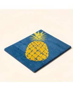 Williamsburg Portsmouth Pineapple 35 '' X 22 '' Outdoor Door Mat (synthetic illustration; no displayed measurements)