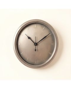 Yutan Wall Clock (synthetic illustration; no displayed measurements)
