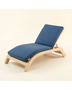 Rozzer Zero Gravity Reclining Chaise Lounge (synthetic illustration; no displayed measurements)
