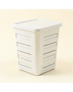 Harbor Branch Closed Garden Compost Bin - White (synthetic illustration; no displayed measurements)
