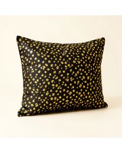 Goldadots Pillowcase (synthetic illustration; no displayed measurements)