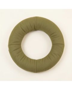 22 '' Polyester Wreath (synthetic illustration; no displayed measurements)