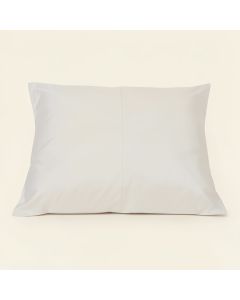 Kinzie Silky Pillowcase (synthetic illustration; no displayed measurements)