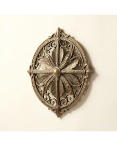 European Medallion Wall Décor (synthetic illustration; no displayed measurements)