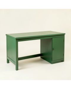Rowan Crest Empty Workshop Workbench - Green (synthetic illustration; no displayed measurements)