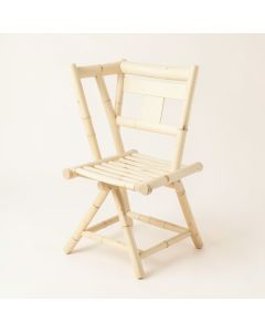 Oak Bluff Folding Outdoor Chair - Cream (synthetic illustration; no displayed measurements)