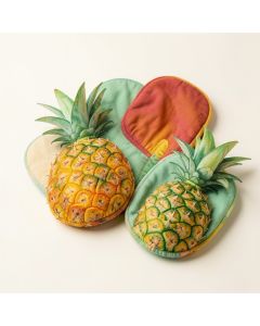 Safdie & Co. Inc. Pineapples 4-Piece Potholder And Oven Mitt Set (synthetic illustration; no displayed measurements)