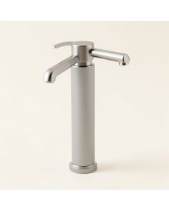 Trinsic Widespread Bathroom Faucet With Drain Assembly And Diamond™ Seal Technology (synthetic illustration; no displayed measurements)