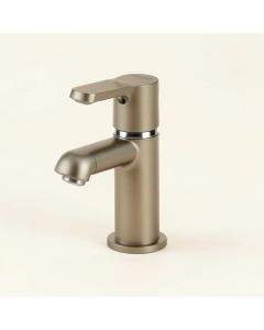Lahara Centerset Single Hole Bathroom Faucet With Drain Assembly And Diamond Seal Technology (synthetic illustration; no displayed measurements)