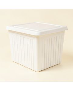 Wren Arc Closed Outdoor Storage Box - White (synthetic illustration; no displayed measurements)