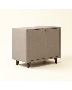Tess Accent Chest (synthetic illustration; no displayed measurements)