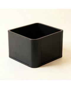 Vale Dell Empty Furniture-Style Litter Enclosure - Black (synthetic illustration; no displayed measurements)