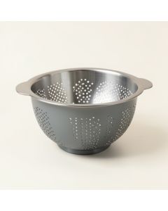 Stylish Stainless Steel Colander (synthetic illustration; no displayed measurements)