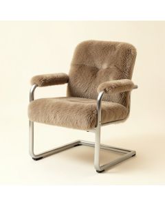 Auren Task Chair (synthetic illustration; no displayed measurements)