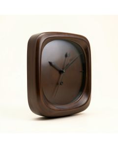Oversized Gabie 32 '' Wall Clock (synthetic illustration; no displayed measurements)