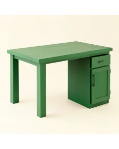 Flint Dale Empty Workshop Workbench - Green (synthetic illustration; no displayed measurements)