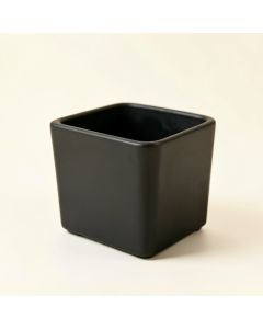 Dune Dale Empty Planter - Black (synthetic illustration; no displayed measurements)