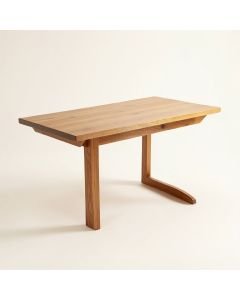Clintonville Pine Dining Table (synthetic illustration; no displayed measurements)