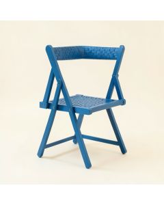 Oak Crest Folding Outdoor Chair - Blue (synthetic illustration; no displayed measurements)