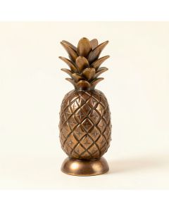 Dann Pineapple Finial Statue (synthetic illustration; no displayed measurements)