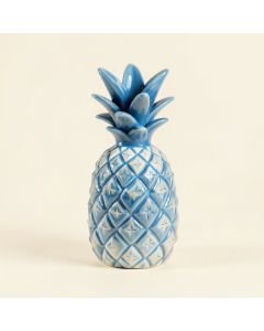 Mcwilliams Pineapple Sculpture (synthetic illustration; no displayed measurements)