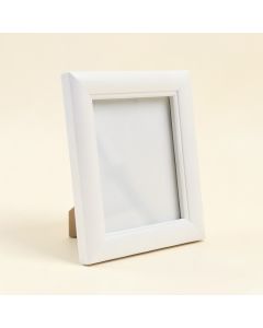 Small Picture Frame (synthetic illustration; no displayed measurements)