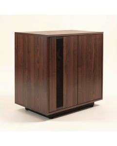 Garret Server (synthetic illustration; no displayed measurements)