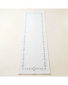 Willow Brook Narrow Runner Rug - White (synthetic illustration; no displayed measurements)