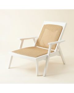 Holly Dale Outdoor Lounge Chair - White (synthetic illustration; no displayed measurements)