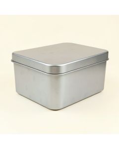 Roll -Top Lid Steel Bread Box (synthetic illustration; no displayed measurements)