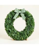 Pickup Truck With Checkered Bow 18 '' Polyethylene ( Pe ) Wreath (synthetic illustration; no displayed measurements)